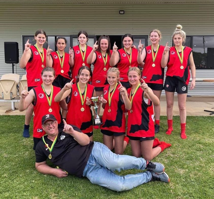 Under 17s win Sportspower Cup