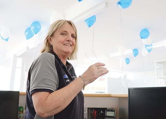 Janette retires 50 not out