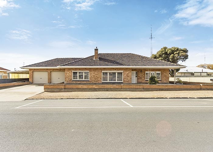 Ideal home in central location