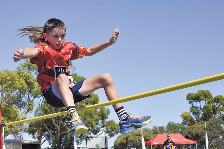 NYP Little Aths hosts Country Champs