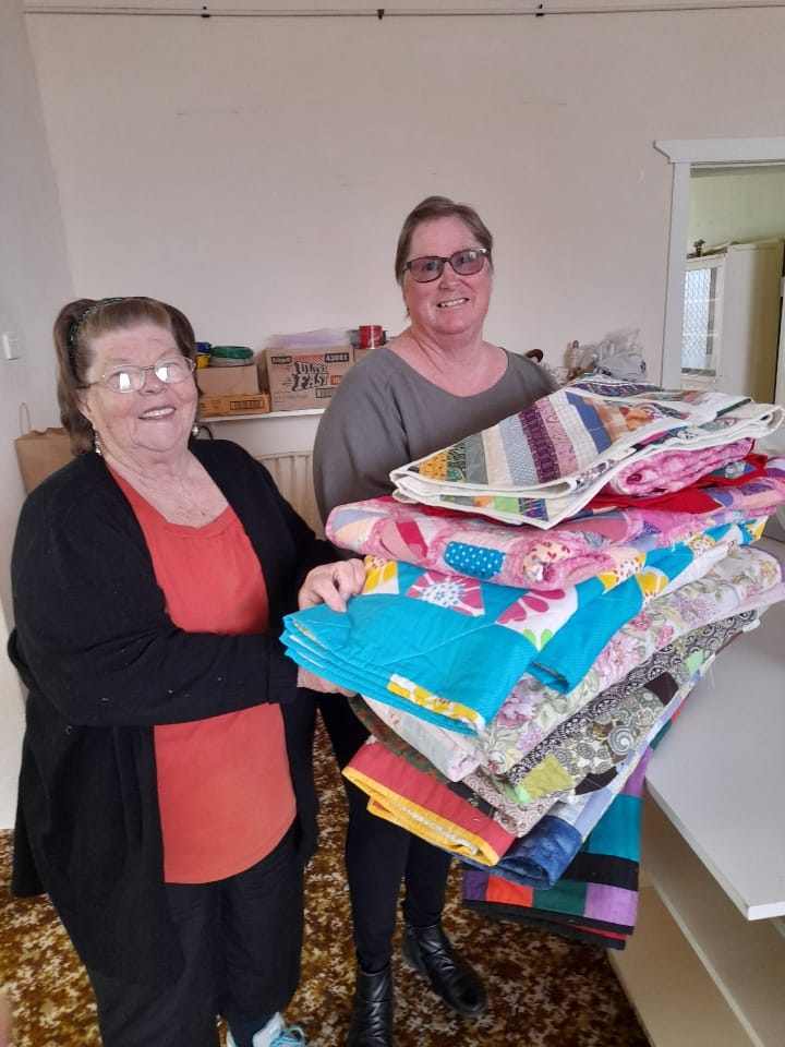 Golden Harvest Quilters keep on patching away