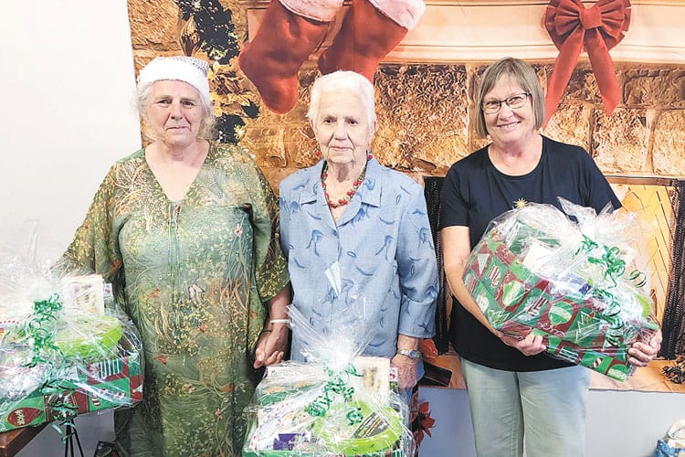 Festive cheer for cottage garden club