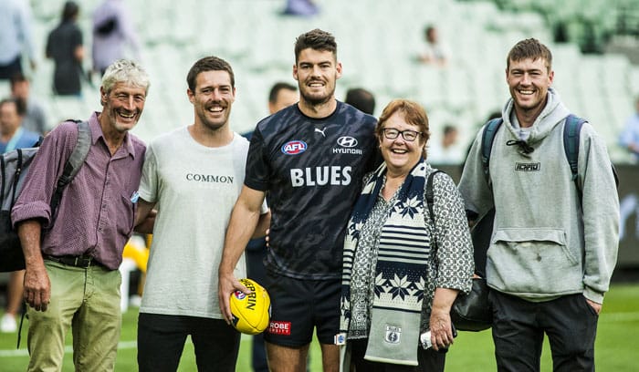 Hewett stars in Carlton debut