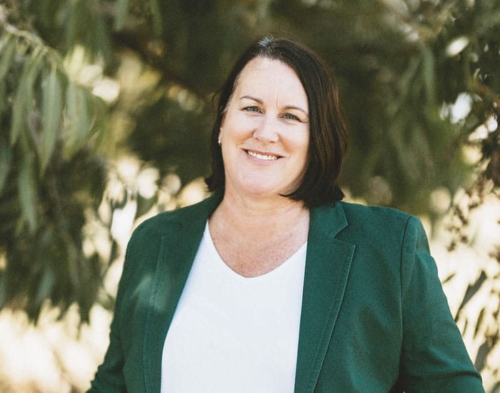 Independent sets sights on federal seat