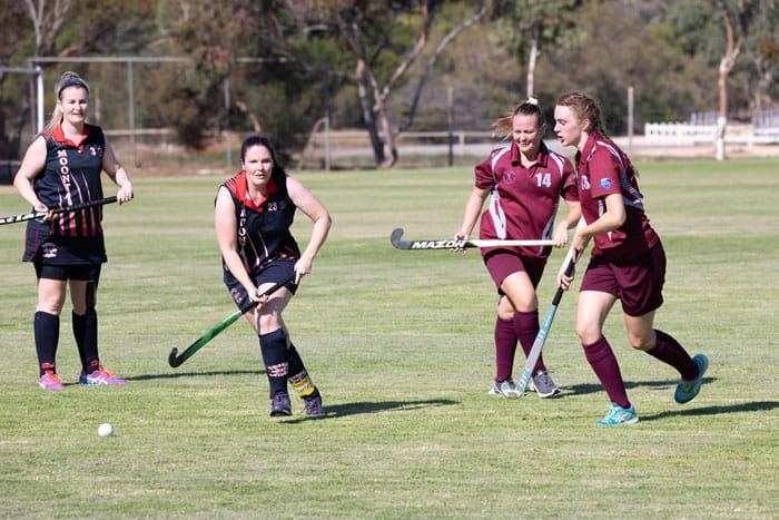 YP hockey scores and reports