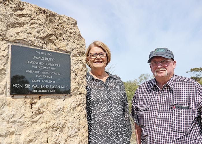 Ceremony marks centenary of mine closure