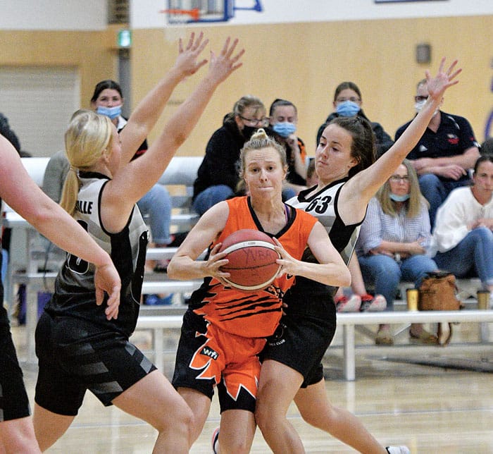 Basketball: Thrilling start to YVBA season