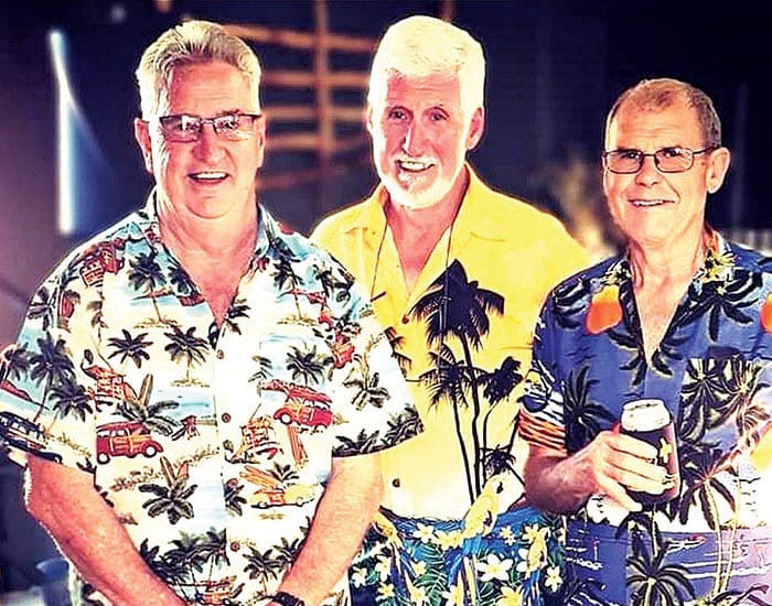 Just Mates to get the good times rolling