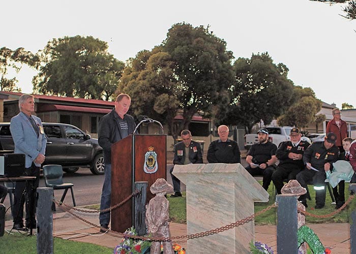 Hundreds gather at Port Vic Anzac Day