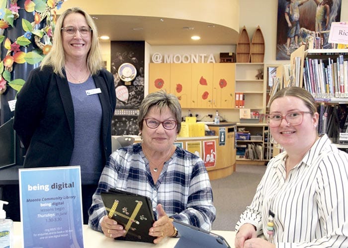 Moonta Library creating tech experts