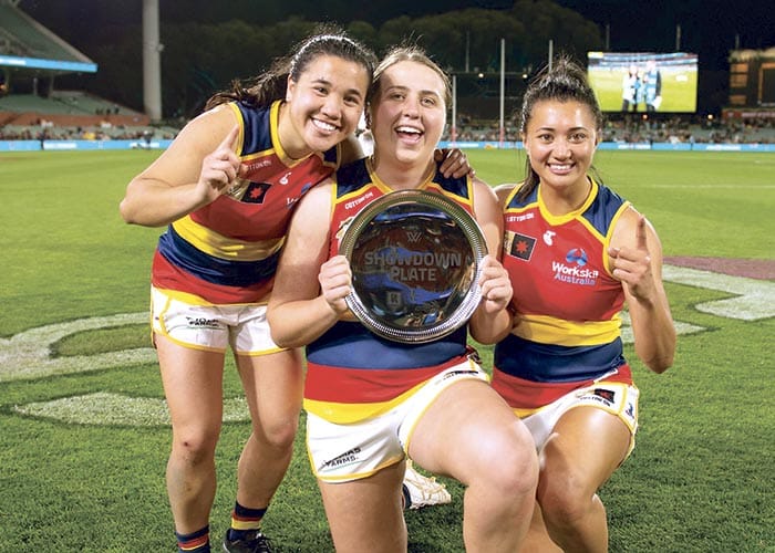 CROWS MAKE HER-STORY