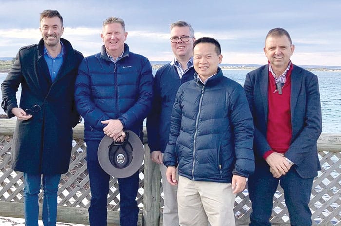 Committee hands down coast protection report