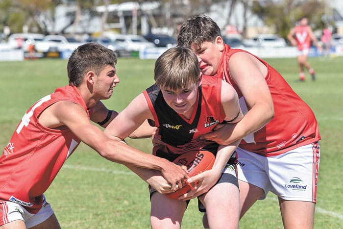 YPFL: Reigning premiers win by narrow margin