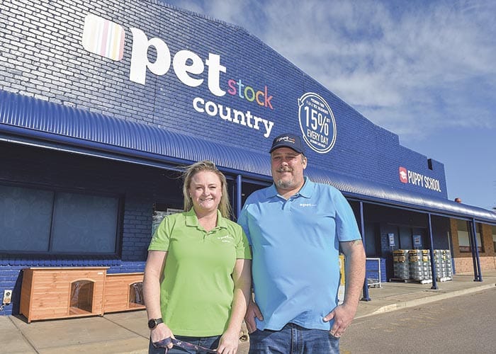 PETstock invites you to its grand opening