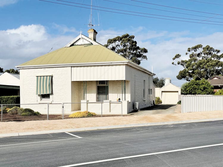Character home metres from shopping precinct