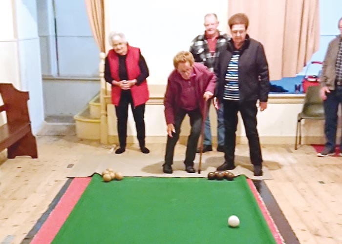 Cross Roads indoor cush bowls