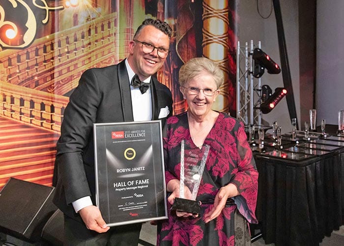 Robyn in the Hall of Fame