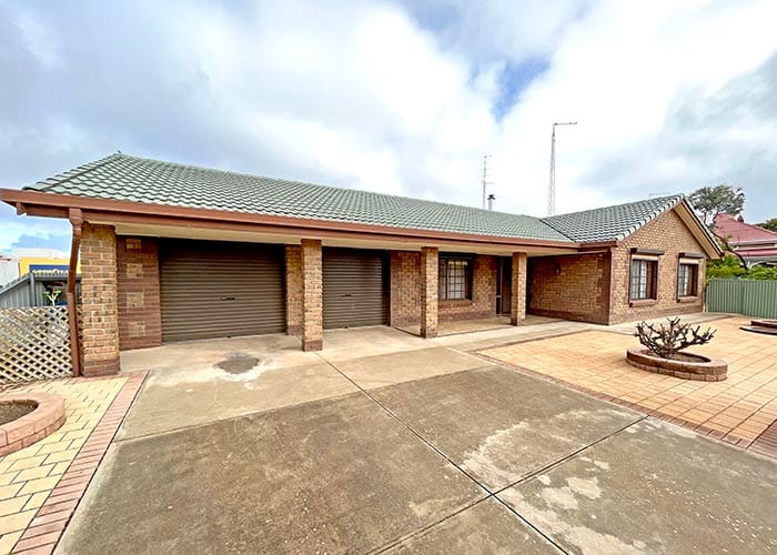 Huge family home in a great location