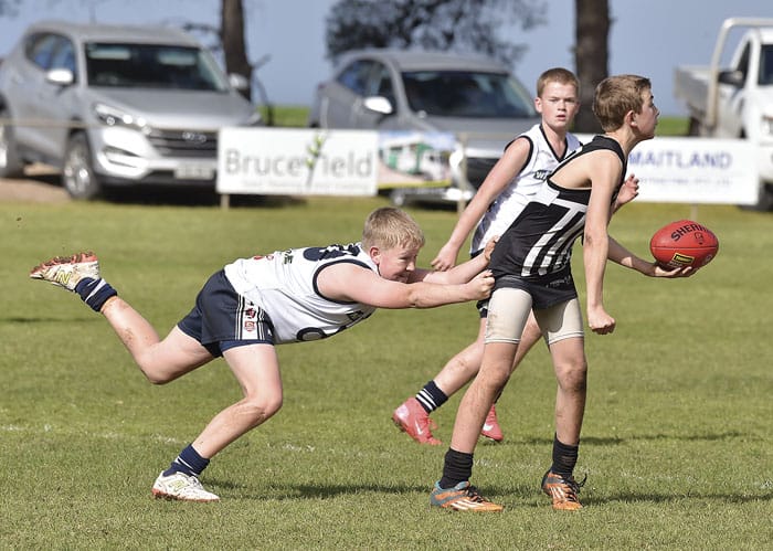 YPFL: Magpies find form and hold on in nailbiter