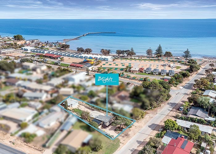 Perfect Airbnb, 300 steps from beach