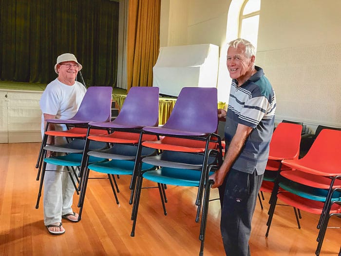 Grant pays for new chairs at Edithburgh Institute