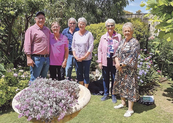 More than 460 stroll through Camelot