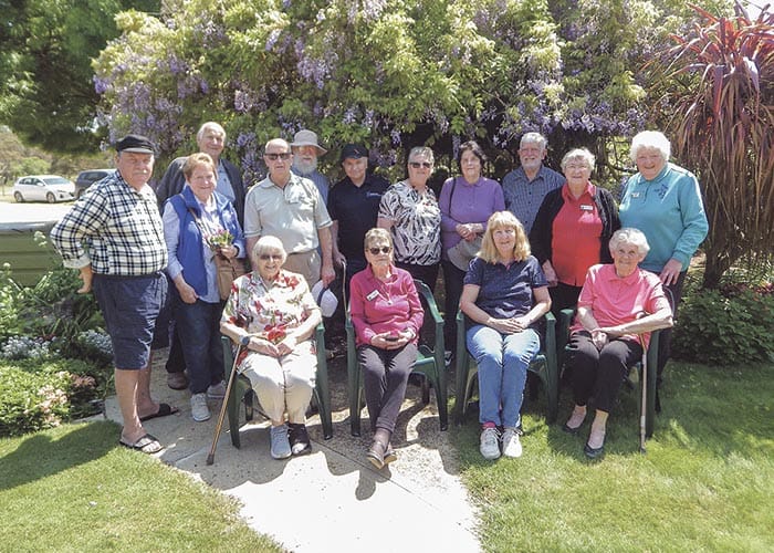 Minlaton Probus enjoys springtime garden visit