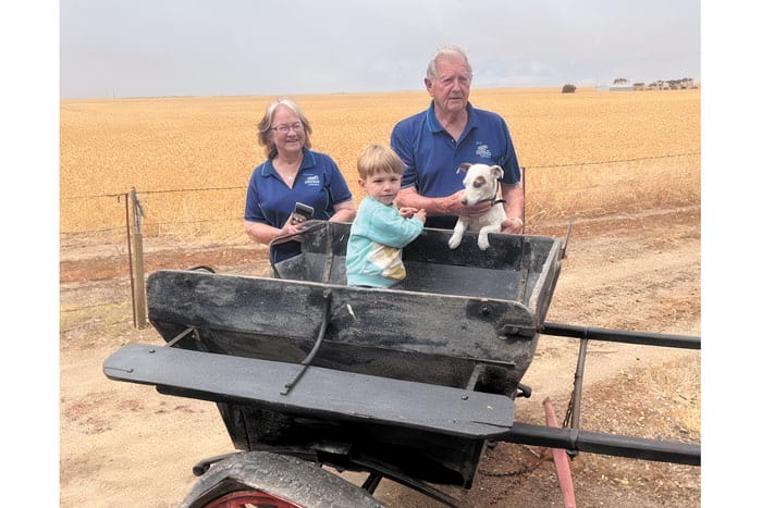 Wauraltee Easter markets on again