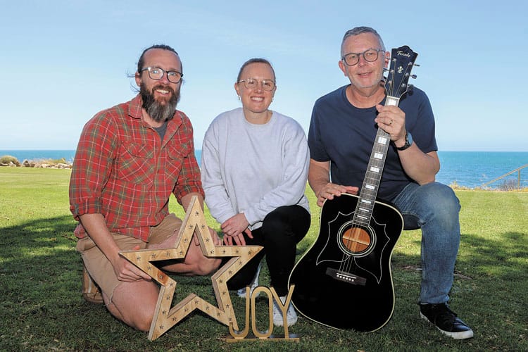 Christmas singalong returns to the sea