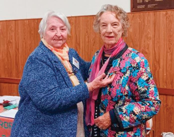 Honours for garden club members