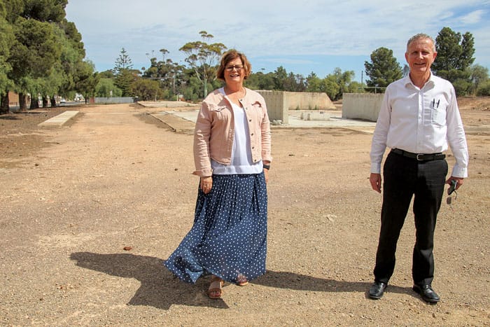 Reviving Moonta’s main entrance