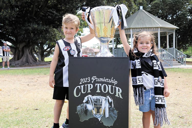 Cup stop at Moonta - “I bleed black and white”