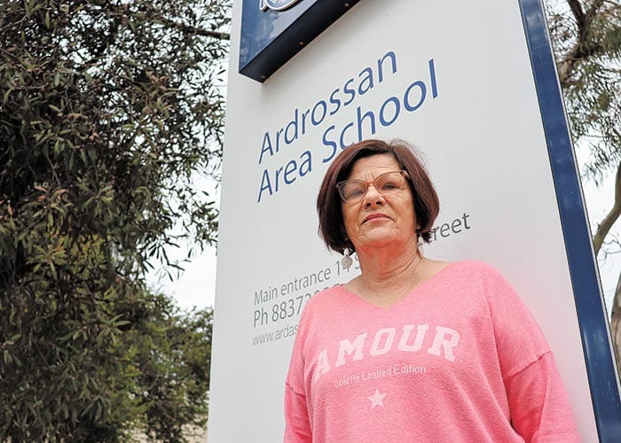 Leonie calls time on decades-long career