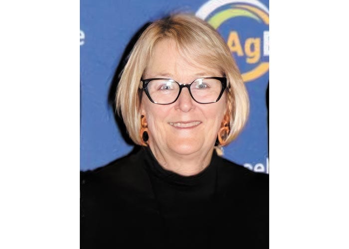 Top contributor given gong