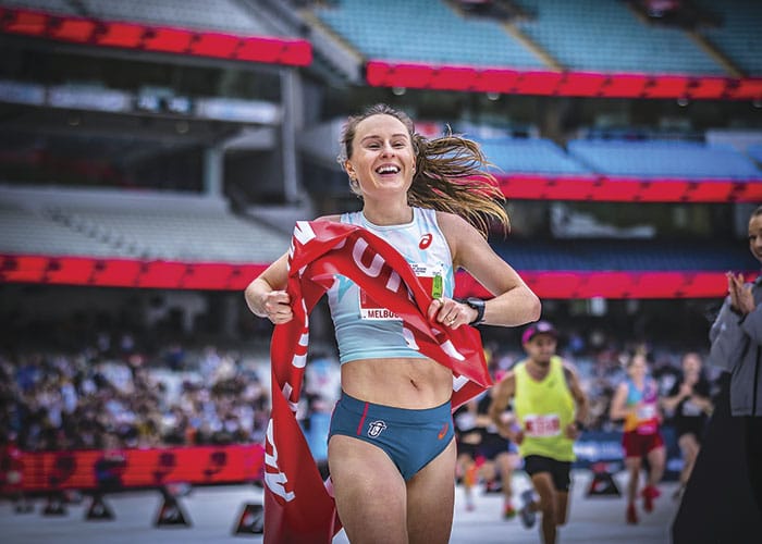 Caitlin Adams claims stunning Melbourne marathon win