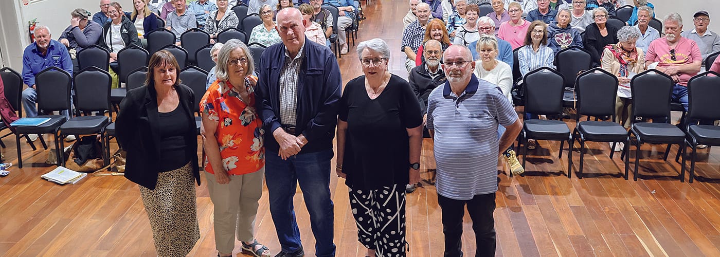 Suspended committee seeks legal advice