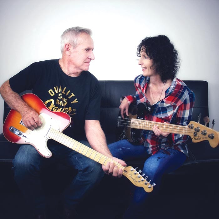 Award-winning country artists perform in Moonta post image