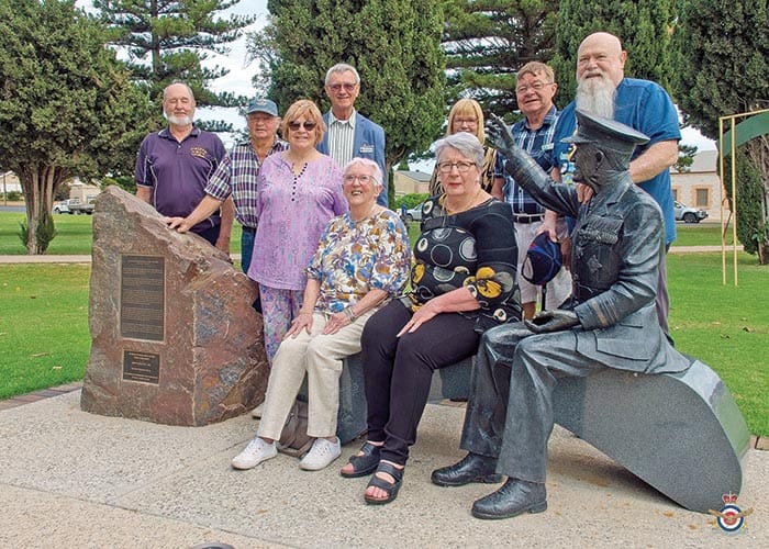 Sir Richard brings visitors to Moonta post image