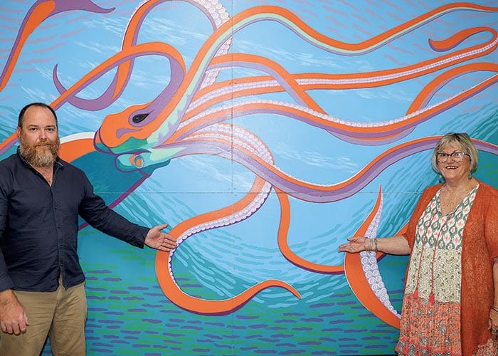 Iconic squid inked on museum wall post image