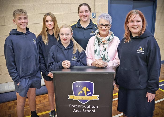 Students present to council on campus post image