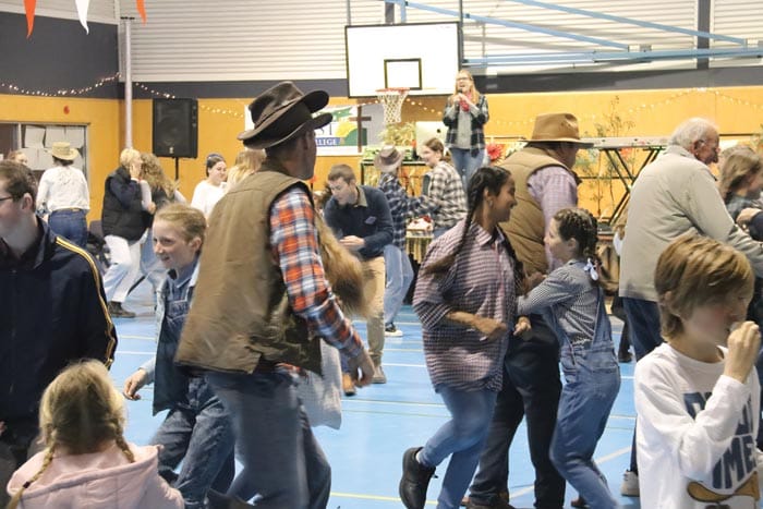 Harvest Christian College celebrates 25 years post image