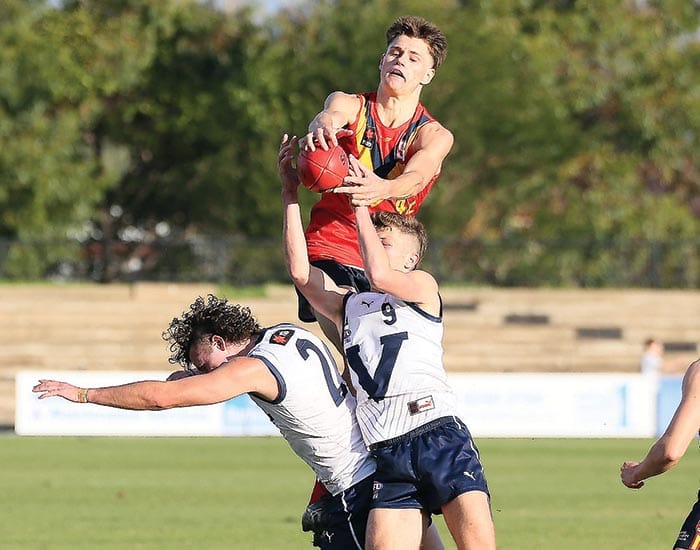 Phoenix Foster to join Paskeville in 2025 post image