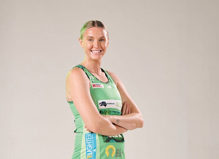 Our English rose - Sasha shoots for her dreams in England post image