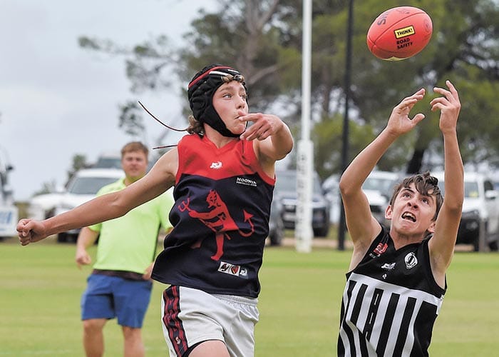 Dees flex their muscles post image