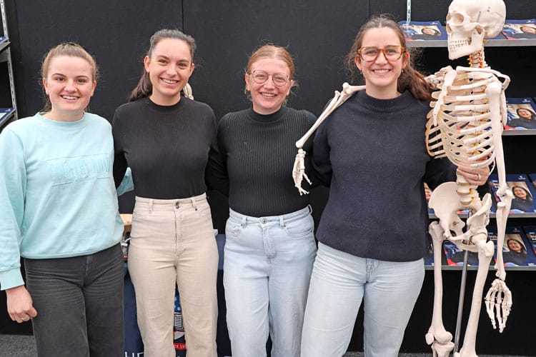 Students keen for a country practice post image