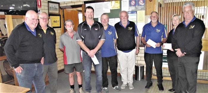 Donations boost golf clubs post image