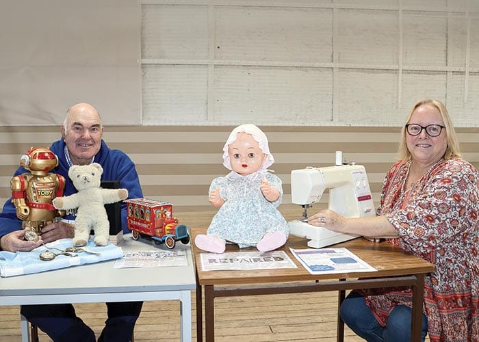 Can we fix it? Copper Coast Repair Cafe can post image