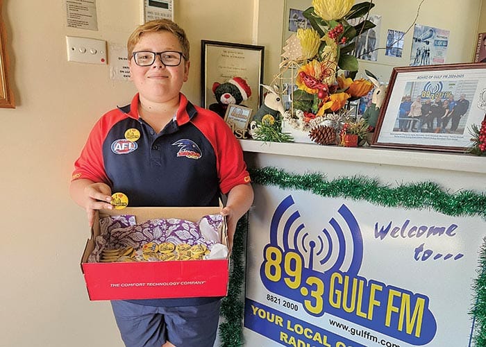 Local teen supplies Gulf FM with buttons post image