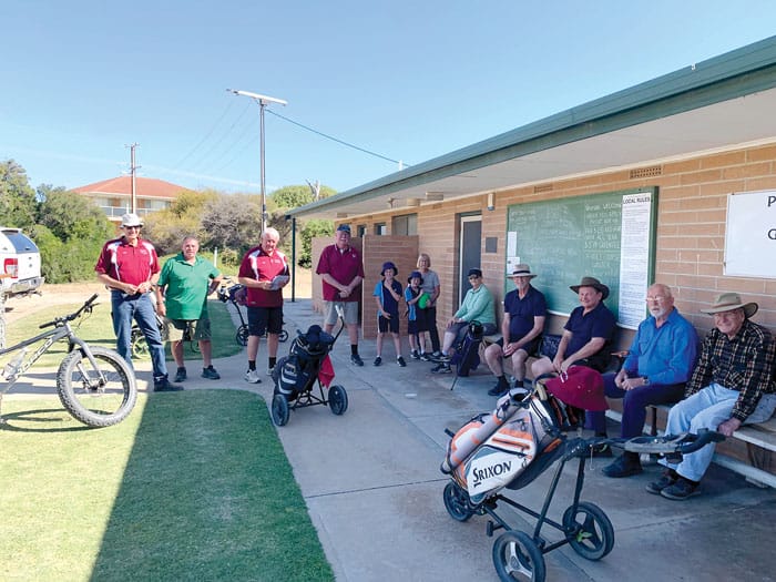 Port Victoria Par 3 golf course opening post image