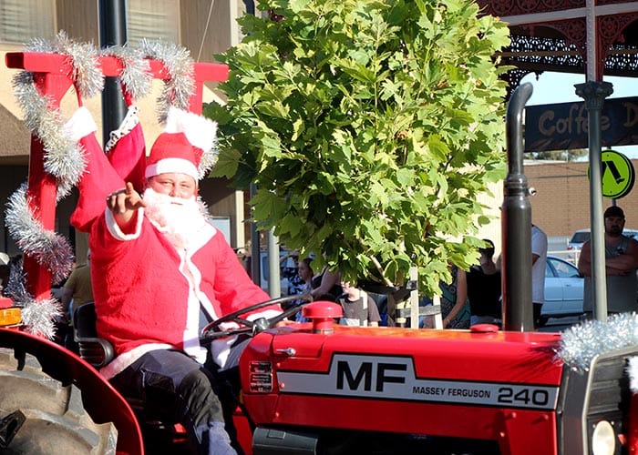 Hurry, enter a float before it’s too late post image